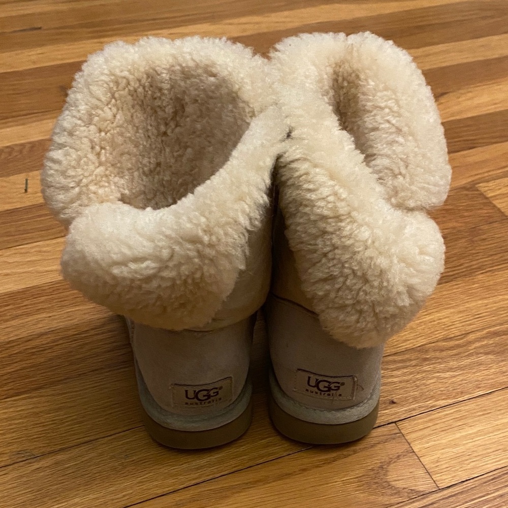 Ugg Bailey Button (Short) Shearling Winter Boots - image 3